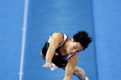 开云体育直播-英国体操队表现抢眼，摘下金牌