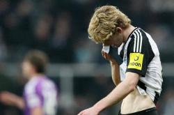 开云下载-曼城客场失利，险些无缘晋级