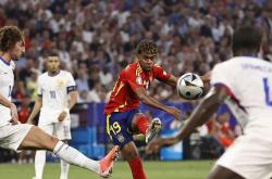 开云在线直播-西班牙队击败瑞典队晋级半决赛