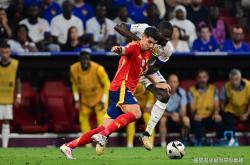 开云体育APP下载-包含欧国联比赛预演现场：球队斗志高涨步步进攻的词条