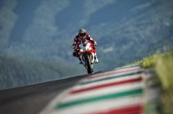 开云体育中国-年终总决赛碾压美网？纳达尔惊艳四座背后的战术革命与时代转折