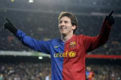 开云体育直播-高诗岩扛起全队，热火完胜雄鹿，一场团队意志的胜利