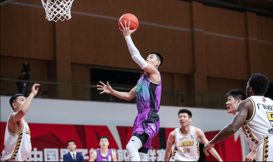 浙江队轻取凯尔特人,高诗岩刷新纪录 浙江队轻取凯尔特人,高诗岩刷新纪录