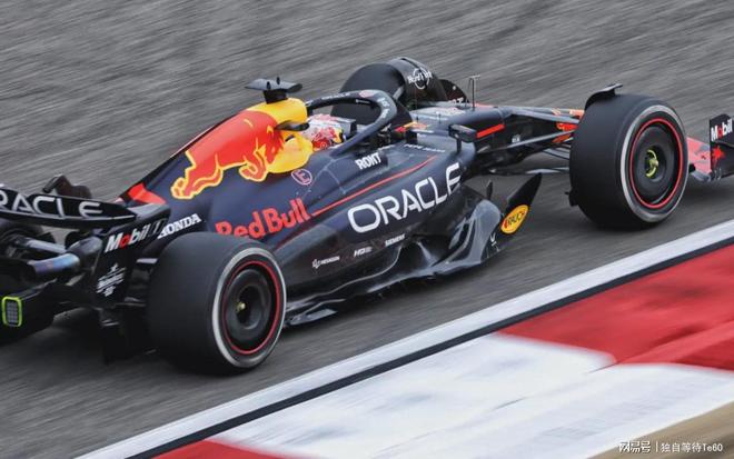 梅赛德斯完胜索伯车队,汉密尔顿状态火热的简单介绍 梅赛德斯完胜索伯车队,汉密尔顿状态火热的简单介绍