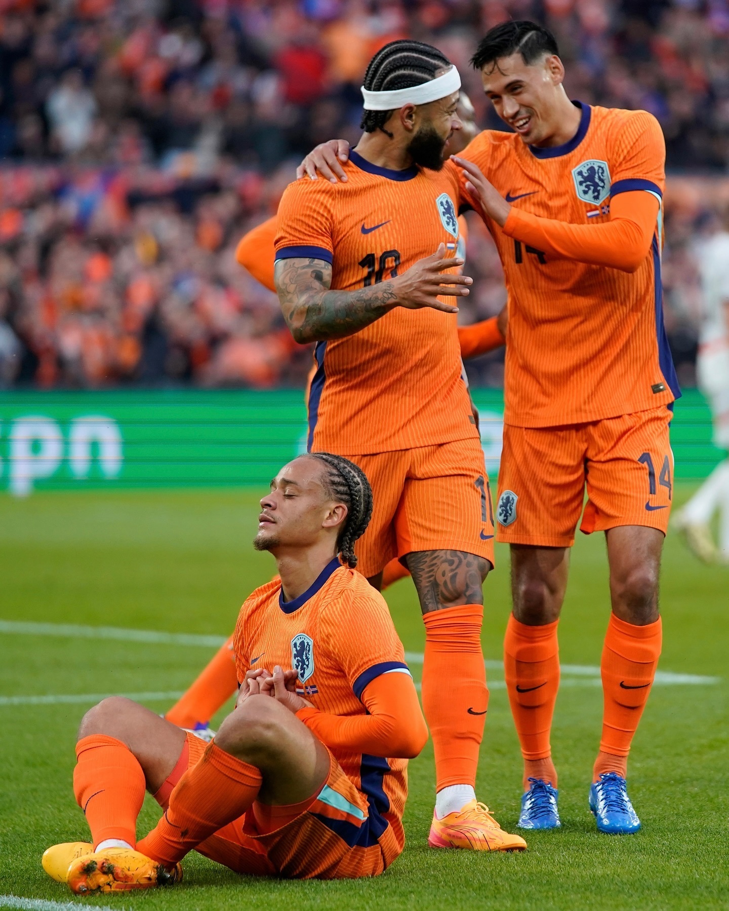 包含欧洲国家队调整战术,备战区域比赛的词条 包含欧洲国家队调整战术,备战区域比赛的词条