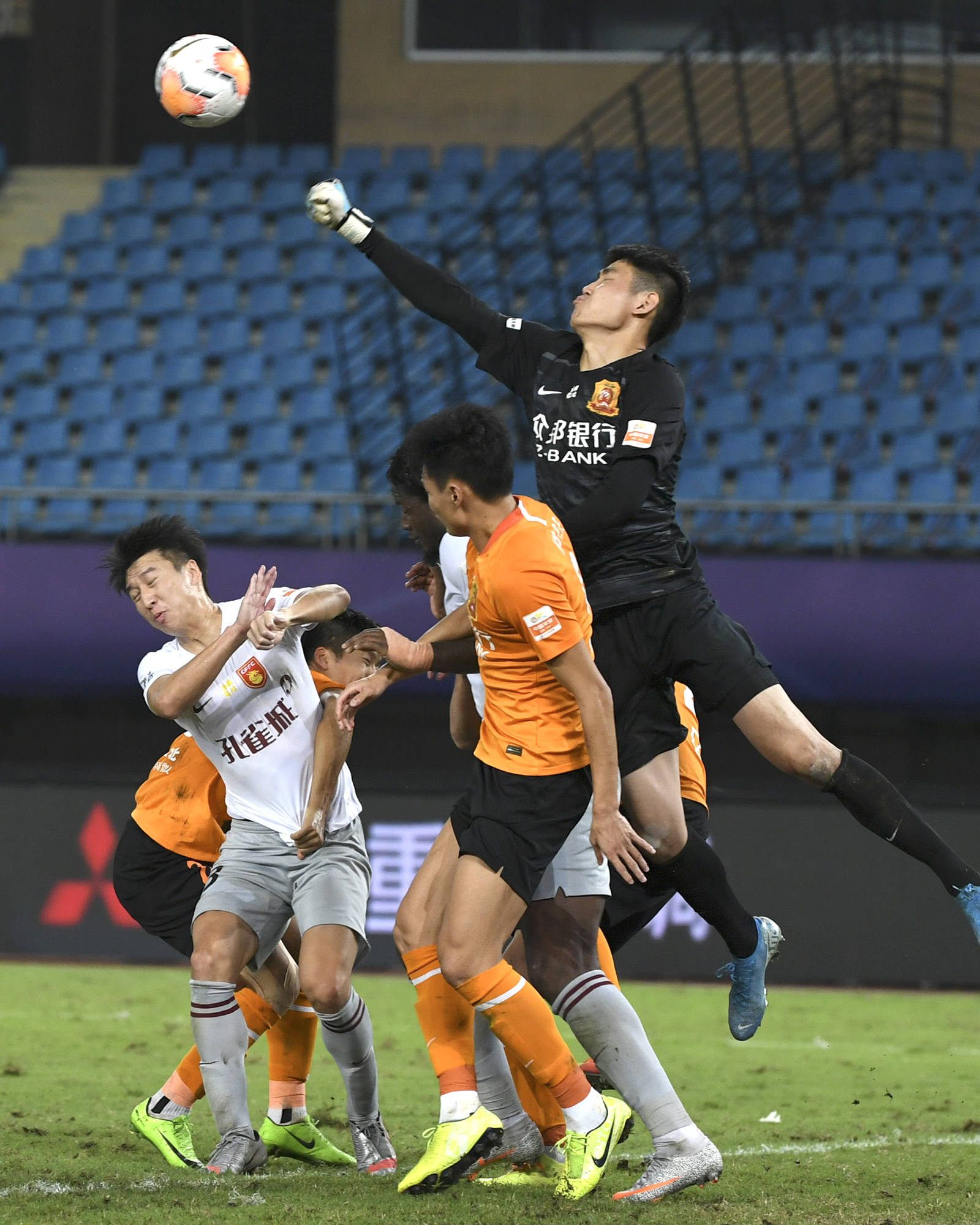 关于武汉卓尔抢分成功,锁定下赛季中超资格的信息 关于武汉卓尔抢分成功,锁定下赛季中超资格的信息