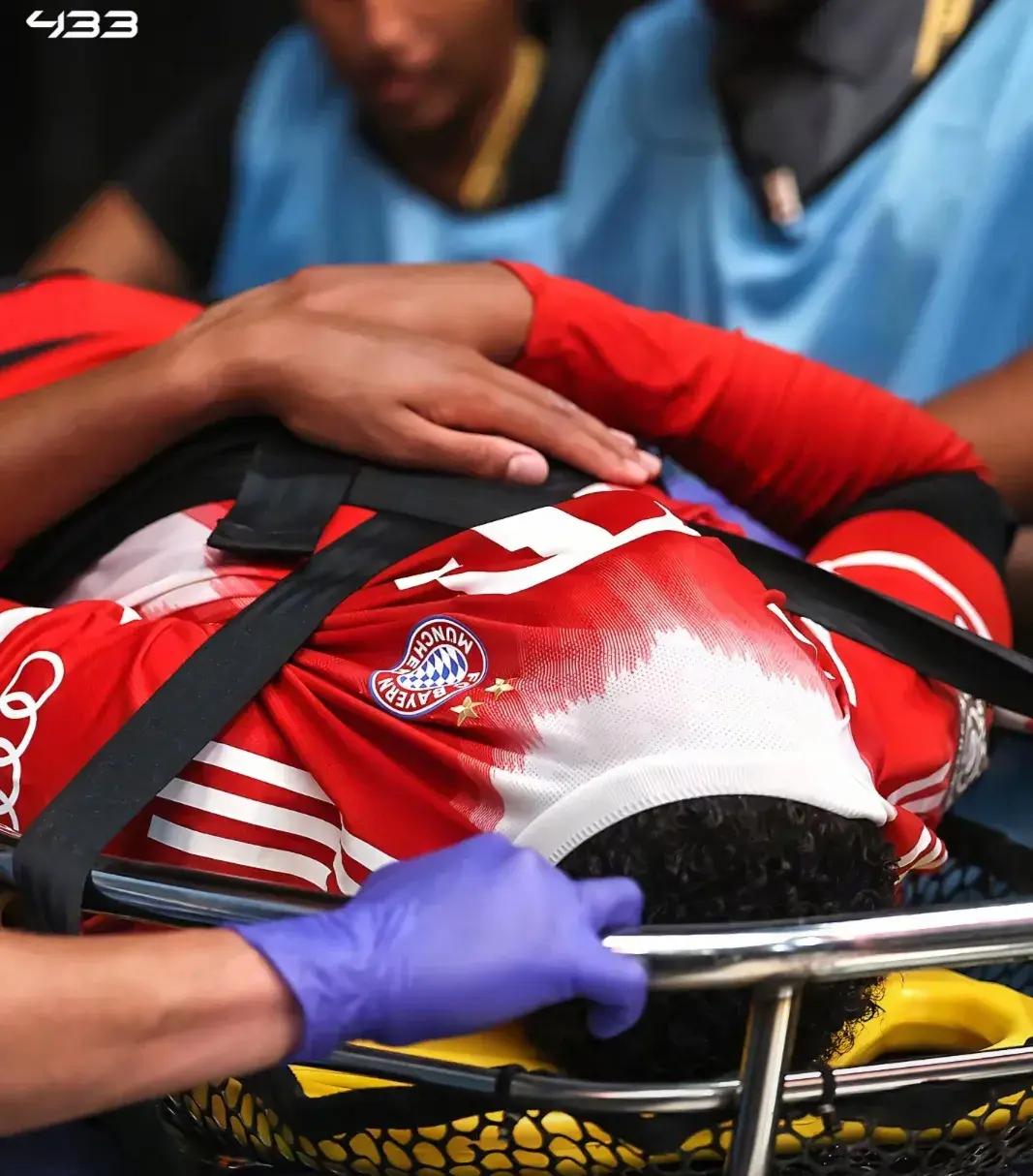 德国足球赛事受到球迷热情支持 德国足球赛事受到球迷热情支持