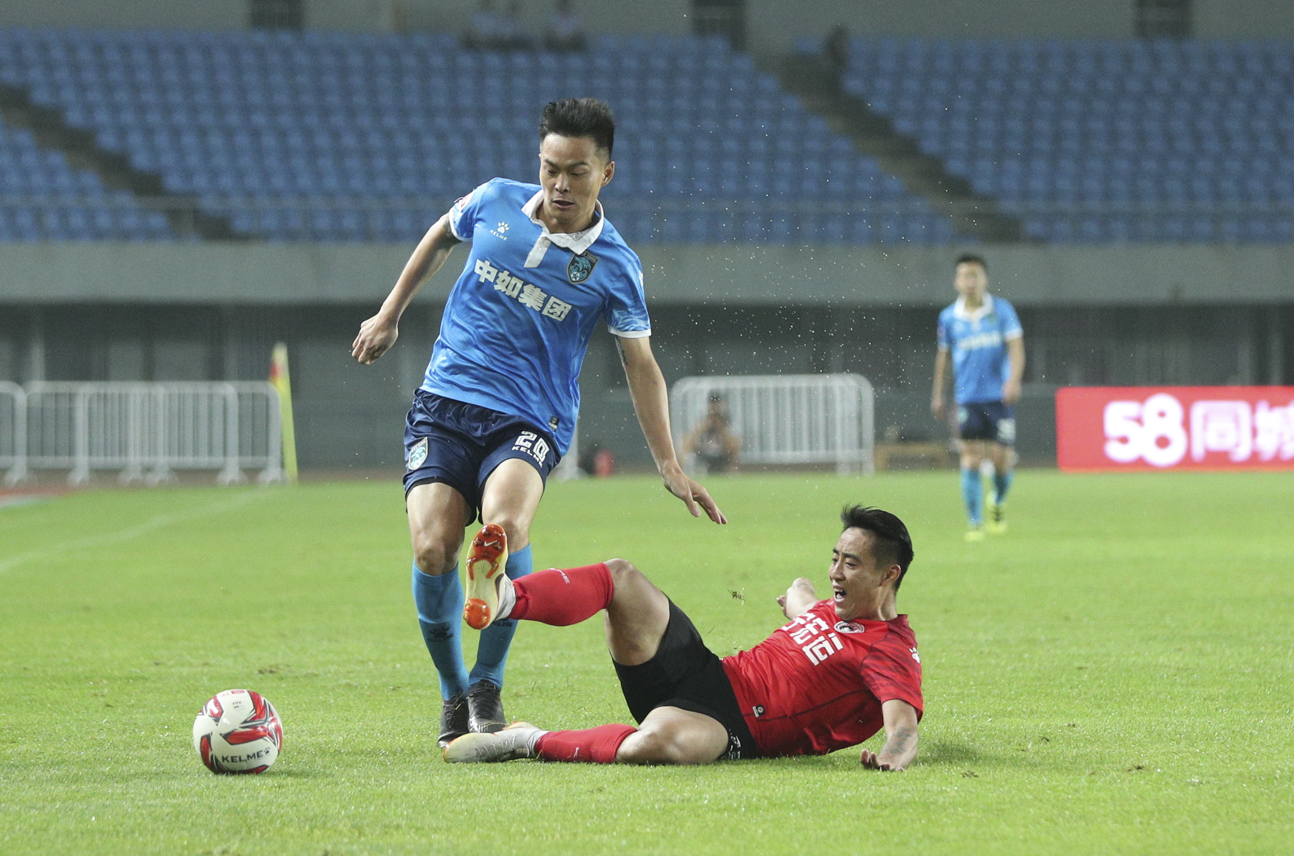 新疆雪豹与南通支云实力对决