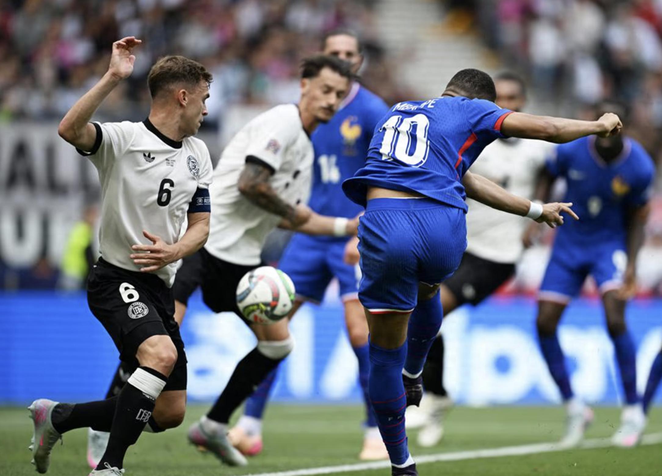 西欧球队斗志昂扬,获得胜利挺进四强的简单介绍 西欧球队斗志昂扬,获得胜利挺进四强的简单介绍