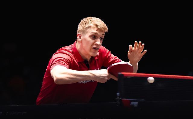 关于波兰锦标赛激战正酣，球员们壮举无数令球迷惊叹的信息