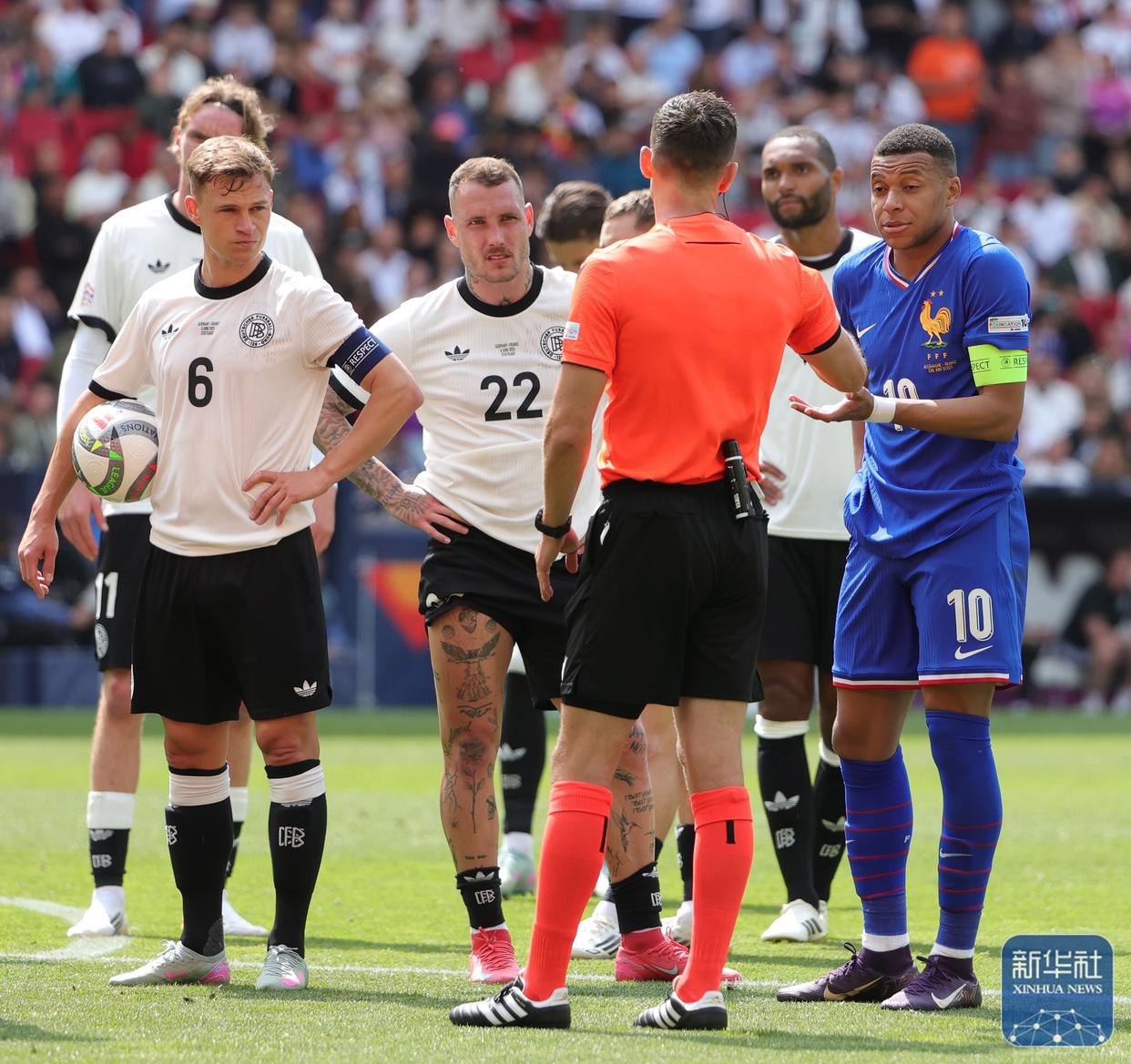 关于法国力克瑞士，晋级欧国联强的信息