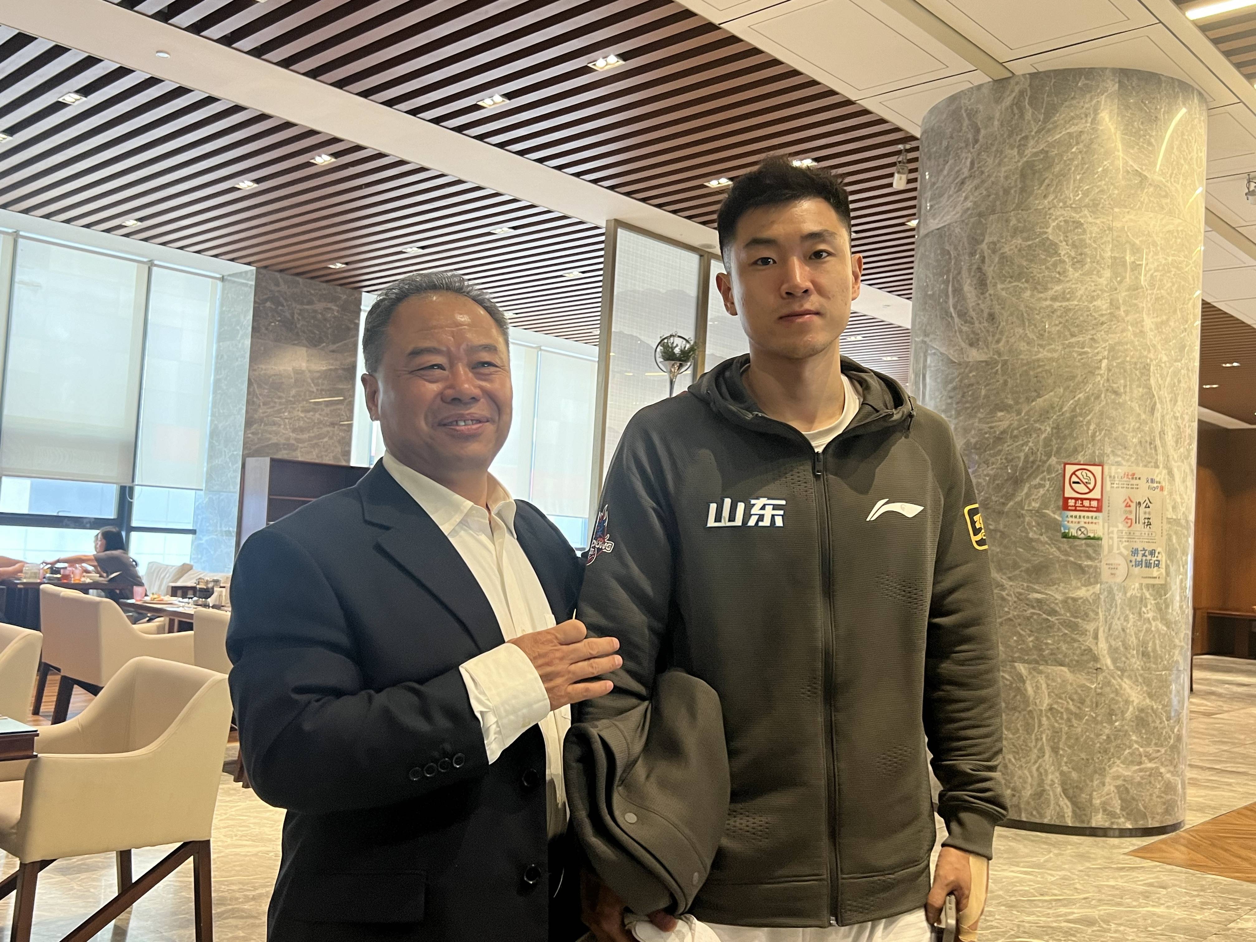 吉林队横扫山东队，高诗岩统治全场