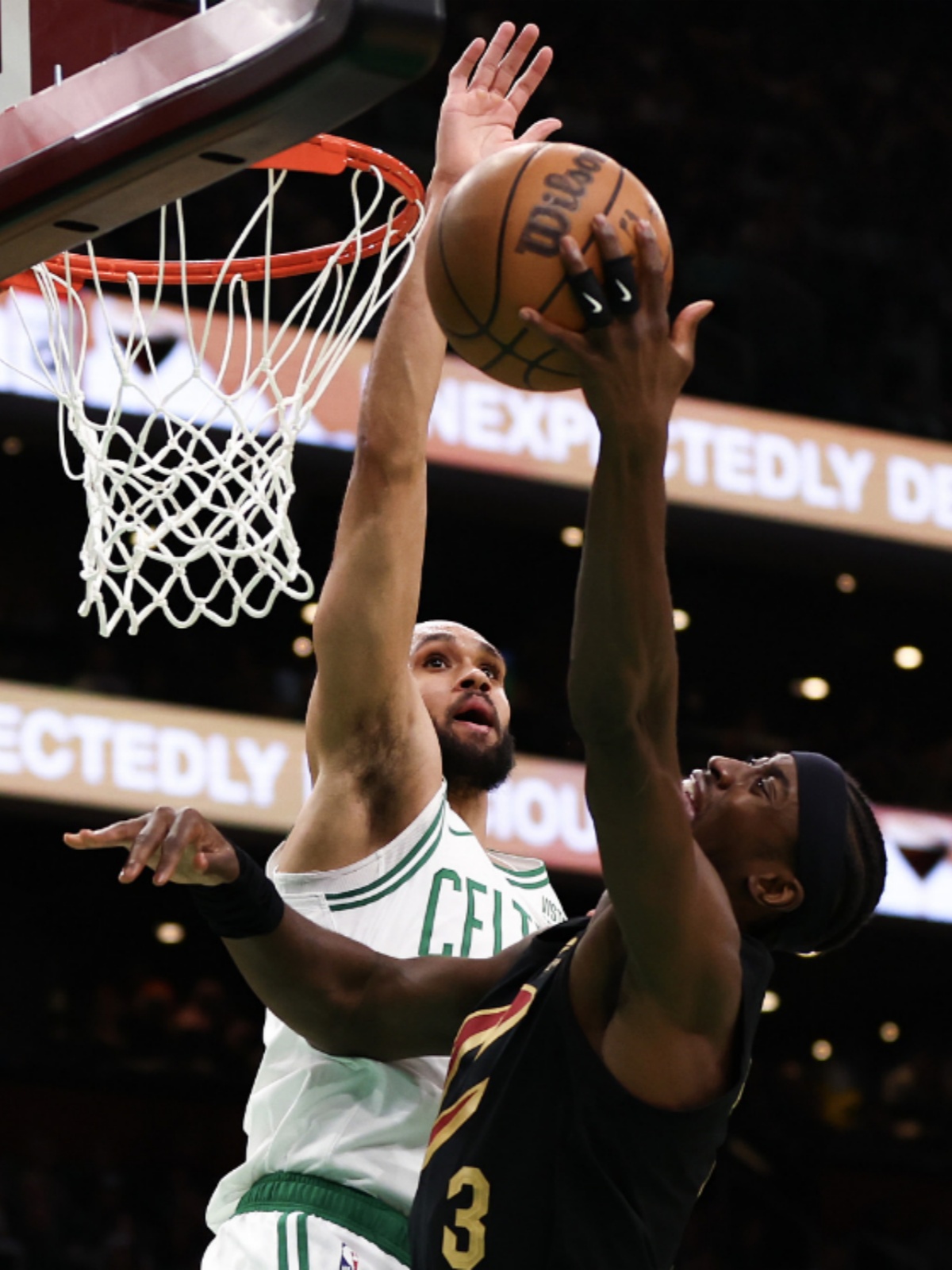 青岛队绝杀掘金，塔图姆高光表现的简单介绍