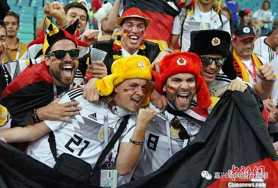 包含德国乒乓球队绝杀法国乒乓球队，奥恰洛夫完成帽子戏法的词条